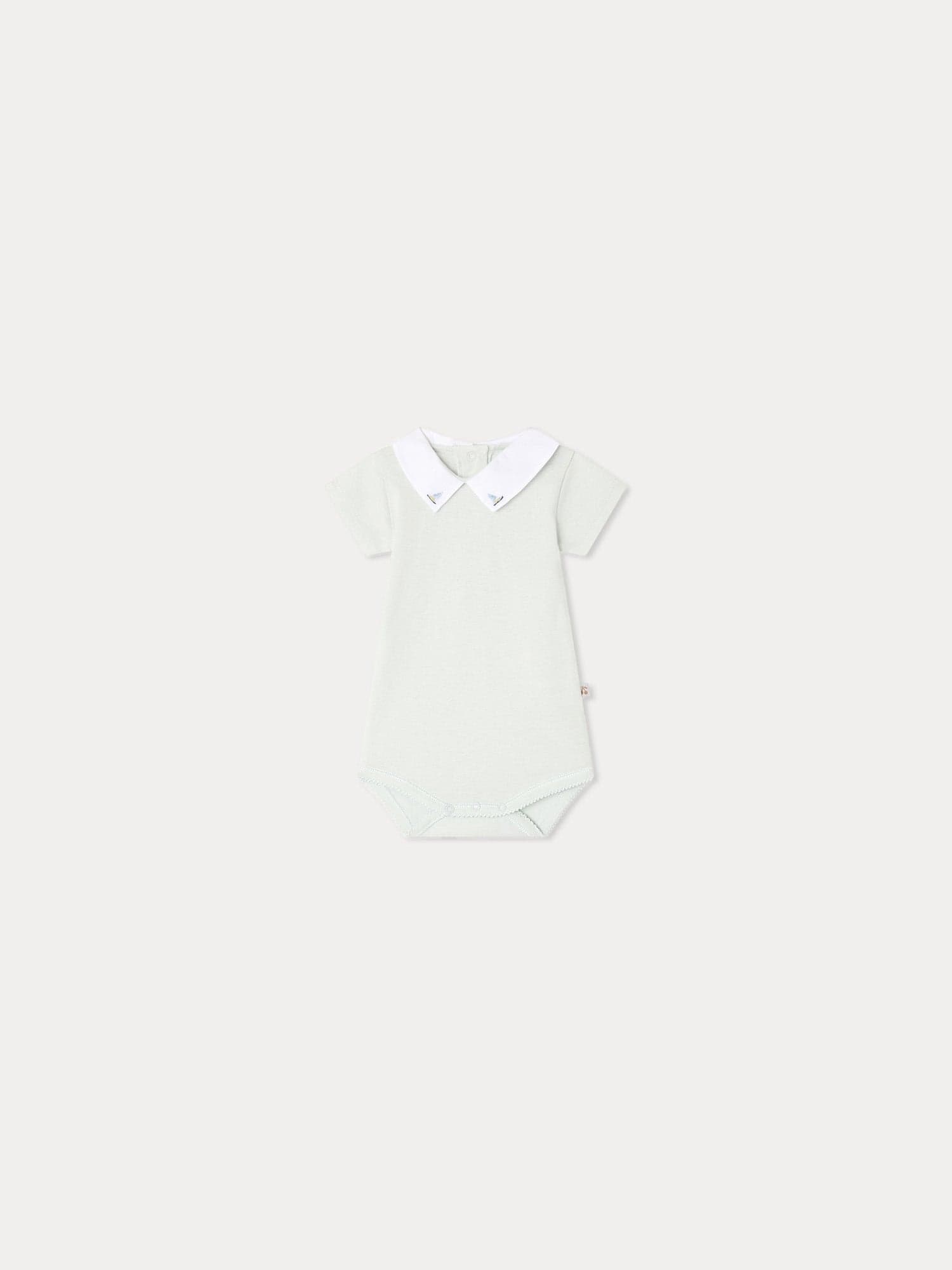 Juillet bodysuit with hand-embroidered sailboats in organic cotton